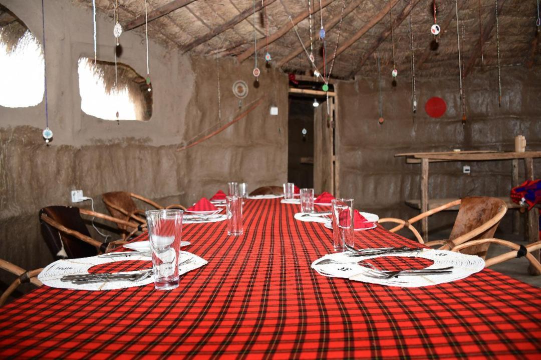 Osiligilai Maasai Lodge Sanya Juu ภายนอก รูปภาพ