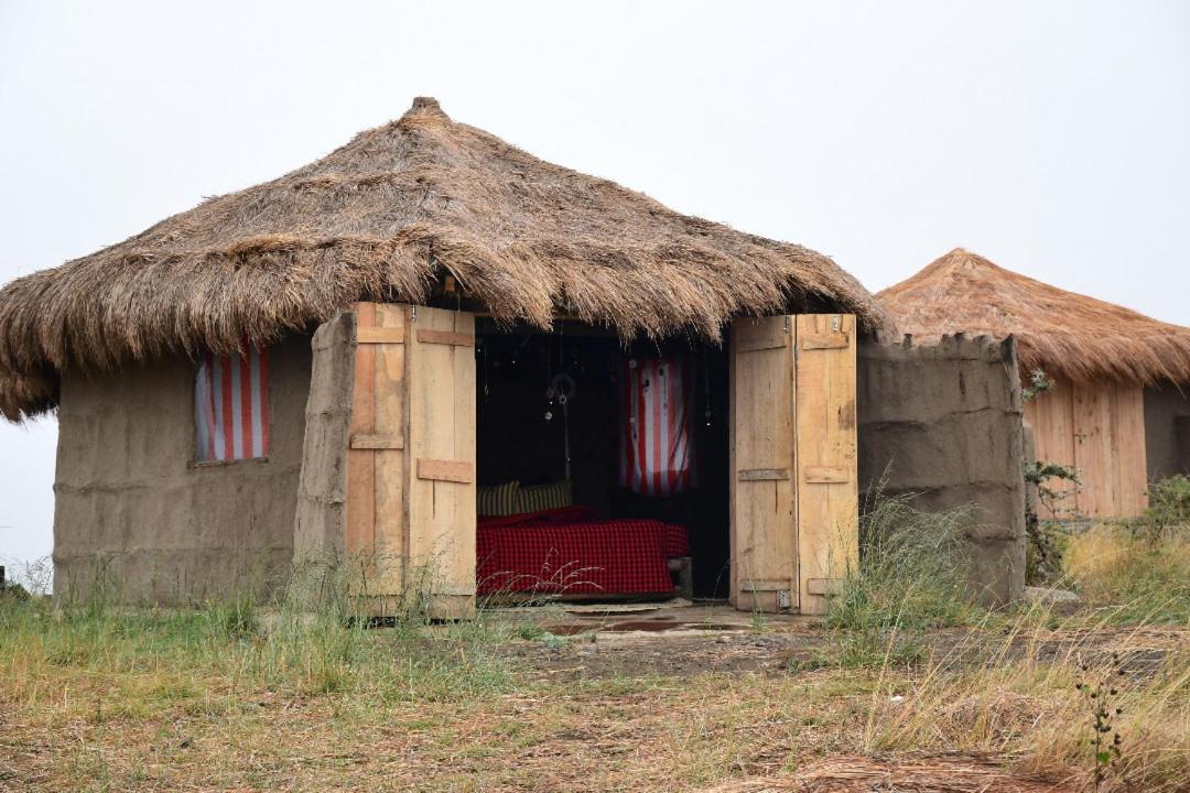 Osiligilai Maasai Lodge Sanya Juu ภายนอก รูปภาพ