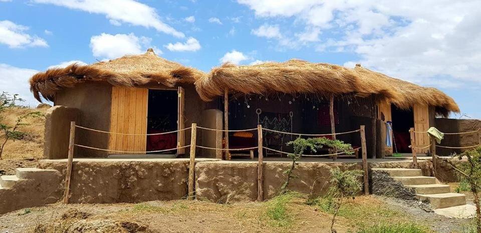 Osiligilai Maasai Lodge Sanya Juu ภายนอก รูปภาพ